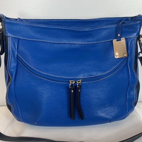 Giordano Blue and Black Leather Shoulder Bag Purse - Picture 4 of 17